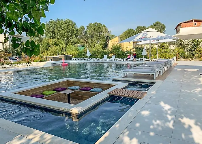 Hotel Bora Bora Velipoja